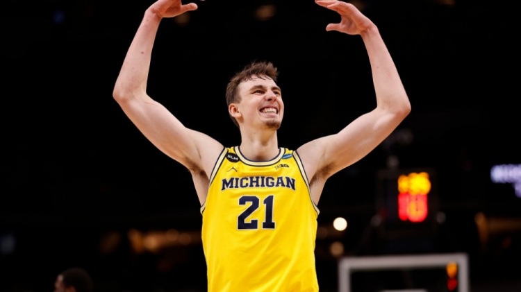 同侪加成 同侪加成