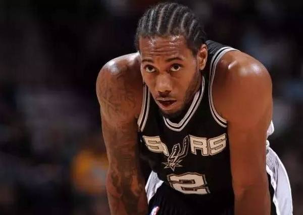 抢占篮下 抢占篮下